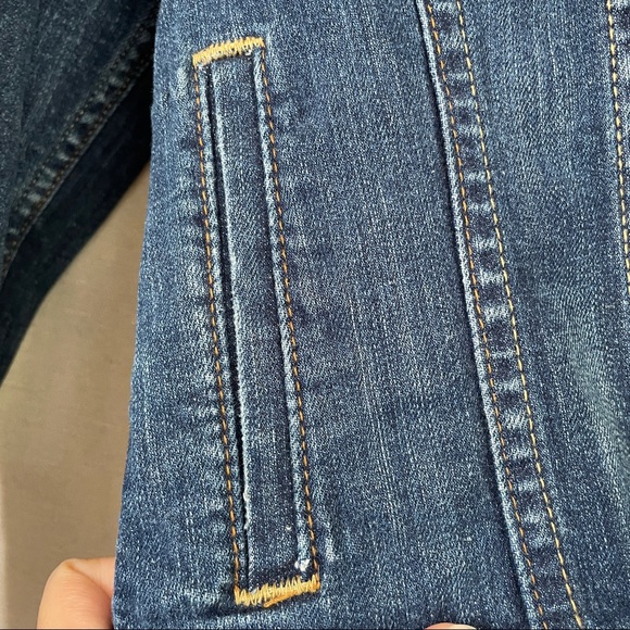 Levi’s Denim Jean Jacket - Picture 3 of 8